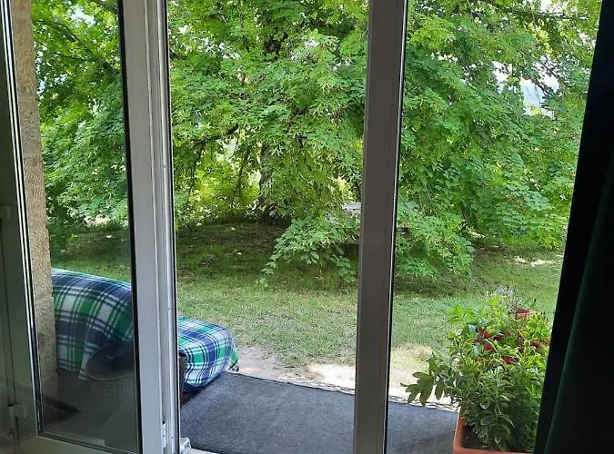 Les Coteaux De Planeze, Pour 2, 3 Ou Famille Nombreuse 2 Adultes 5 Enfants Et Jeunes Homestay szállás